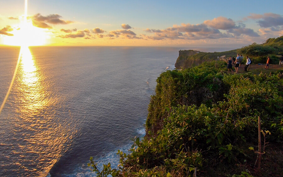Read more about the article Karang Boma Cliff, Bali –  WHAT, WHERE AND WHY..