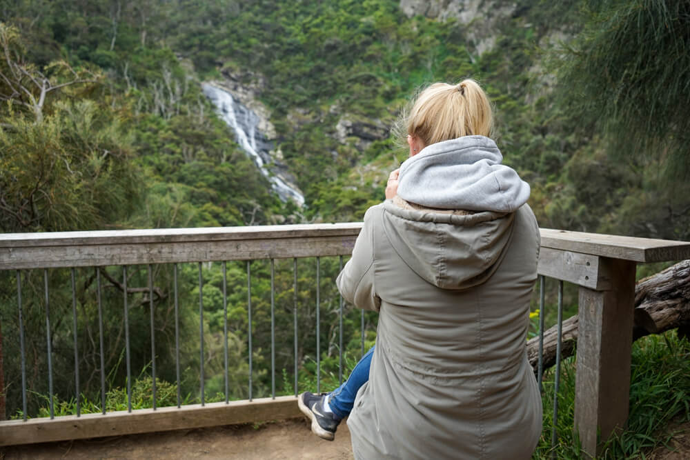 carisbrooke falls bench