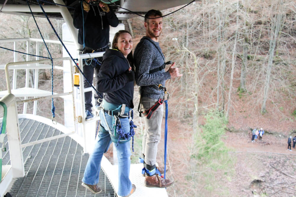 campbell ready to bungee jump