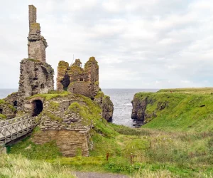 Castle Sinclair Girnigoe Ruins, NC500 – A Complete Guide to Visiting