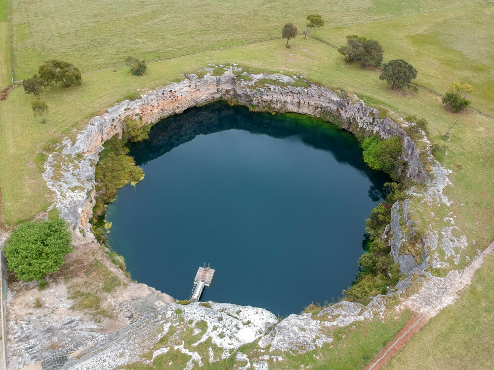 mt gambier rock pool little blue hole