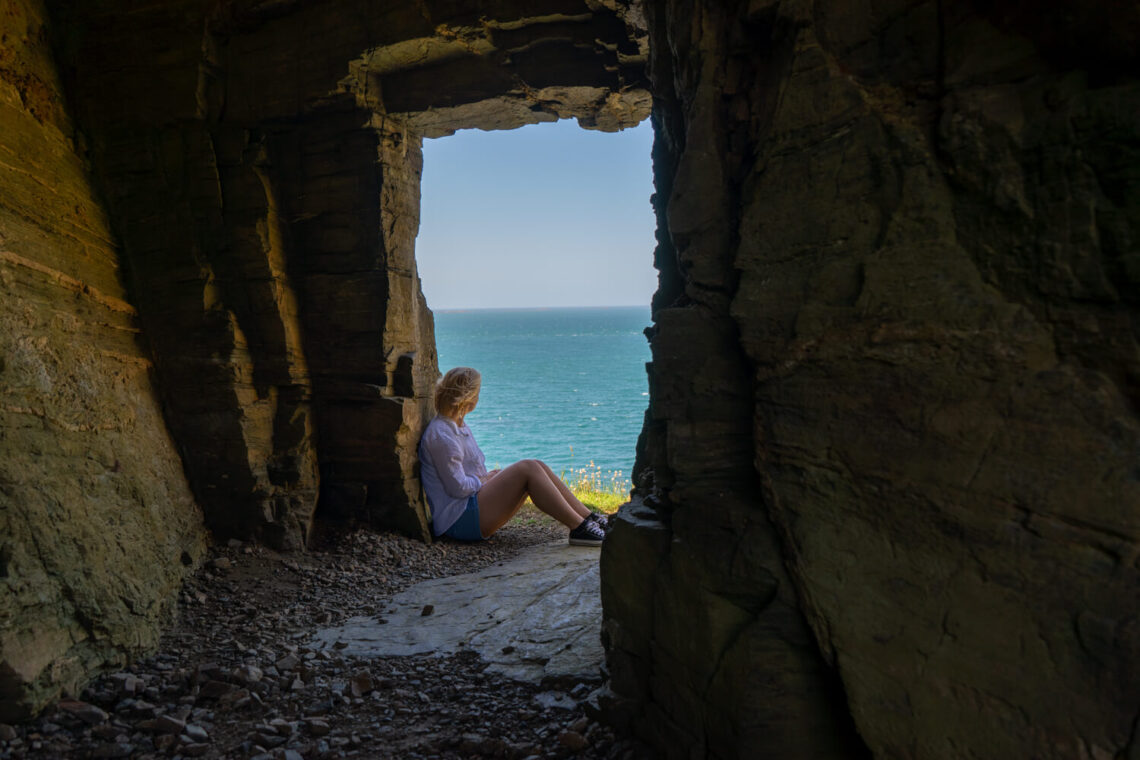 Don't get to close to the edge! It is a sheer drop from this view at Window in the Rock. 