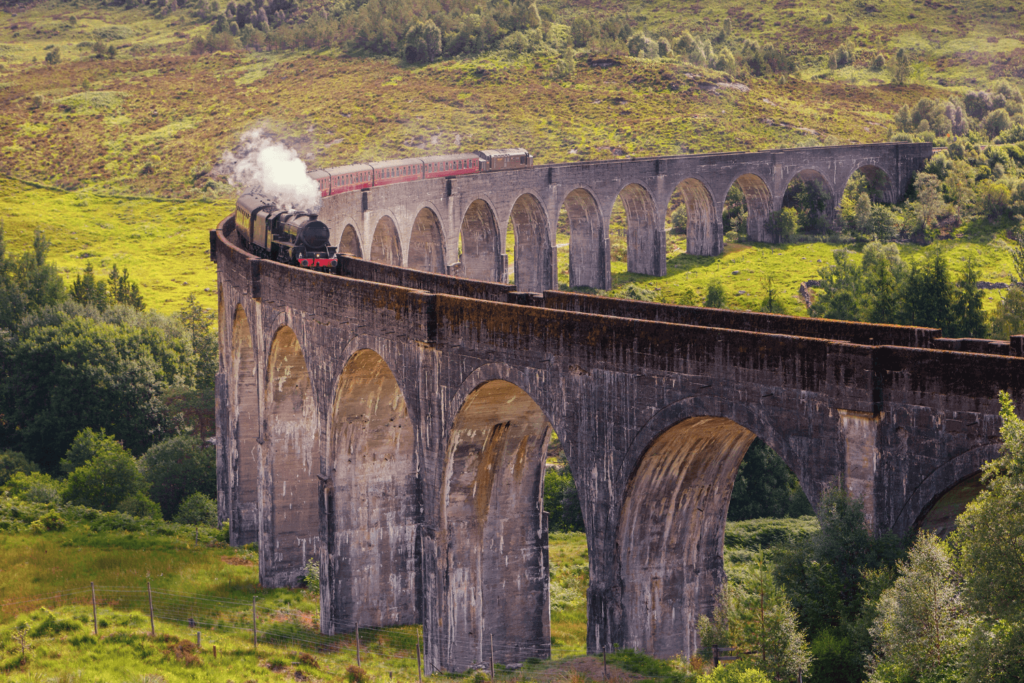 Jacobite Steam train Glenfinnan Viaduct