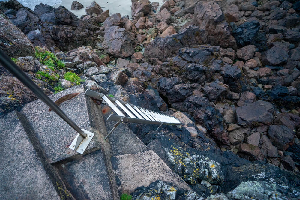 ladder to Le Jaonette Bay