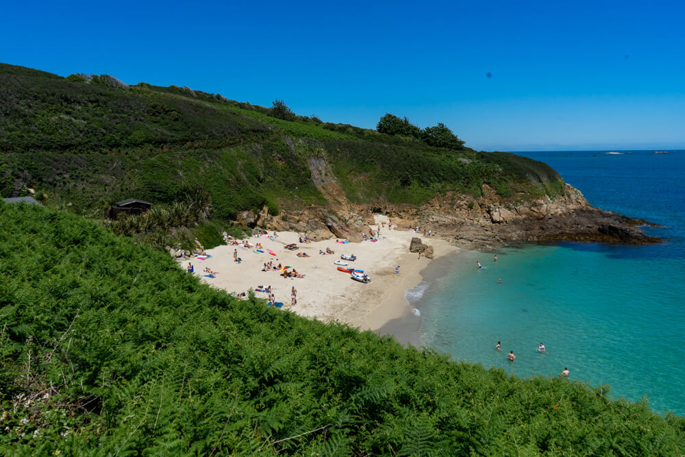 belvoir beach herm island