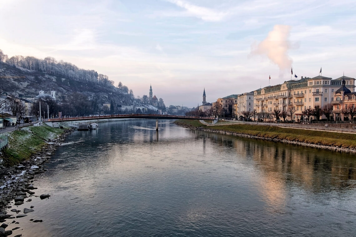 Cruise along the crystal clear waters of the Salzach River.