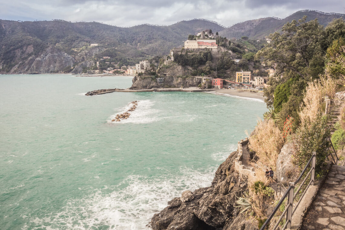 Start of Monterosso to Vernazza Trail_Cinque Terre © Susan Gan_Thrifty after 50