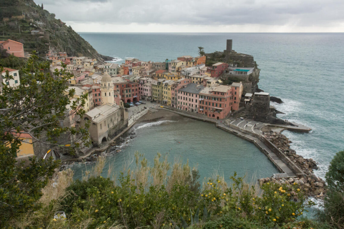 View over Vernazza Cinque Terre © Susan Gan_Thrifty after 50