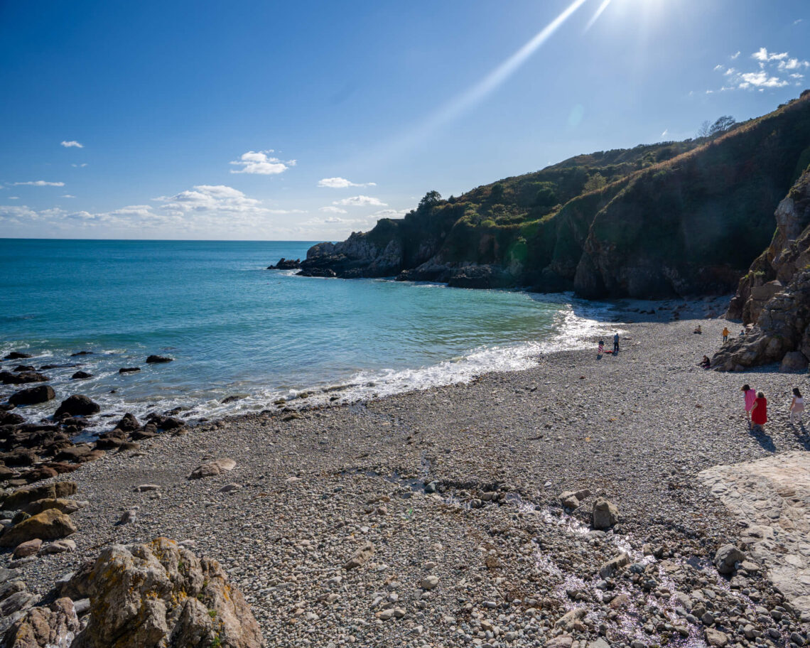 Read more about the article The Best Stand-up Paddle Boarding Spots in Guernsey