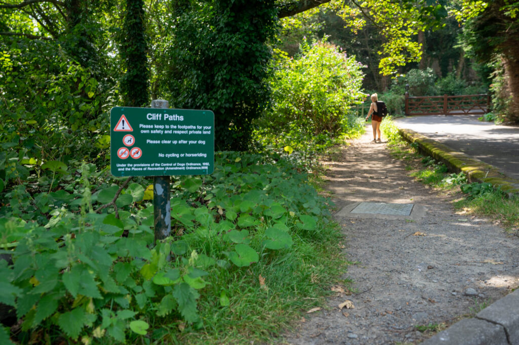 cliff walk sign