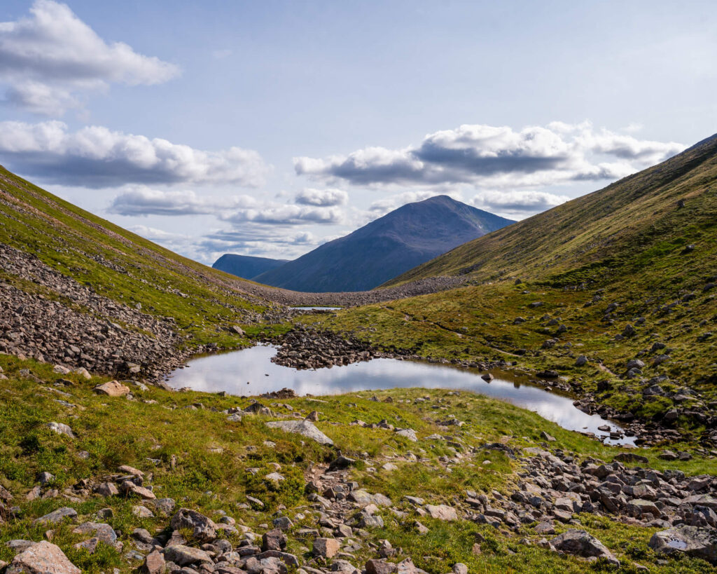 pools of dee with view of devils point