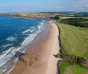 Unmissable Beaches on the North East 250 – Best Beaches in Aberdeenshire