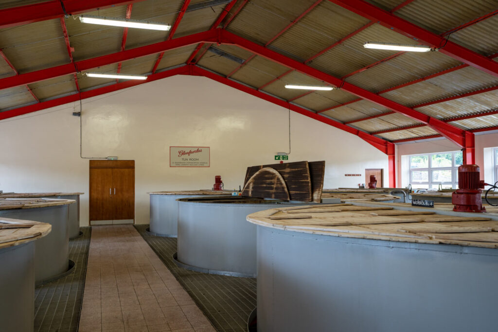 glenfarclas distillery processing room