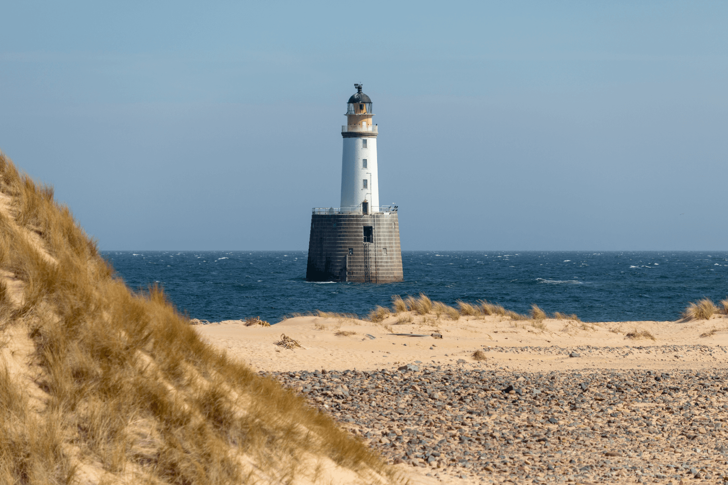 Read more about the article Rattray Head Lighthouse – One of Scotland’s Best Beaches?