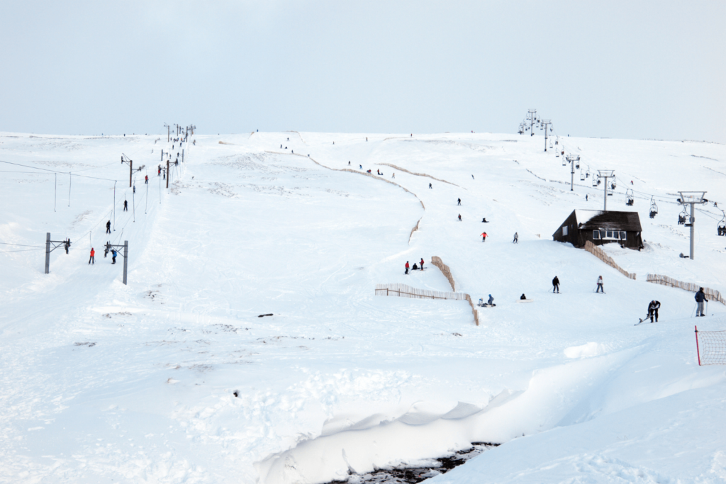 skiing in the cairngorms