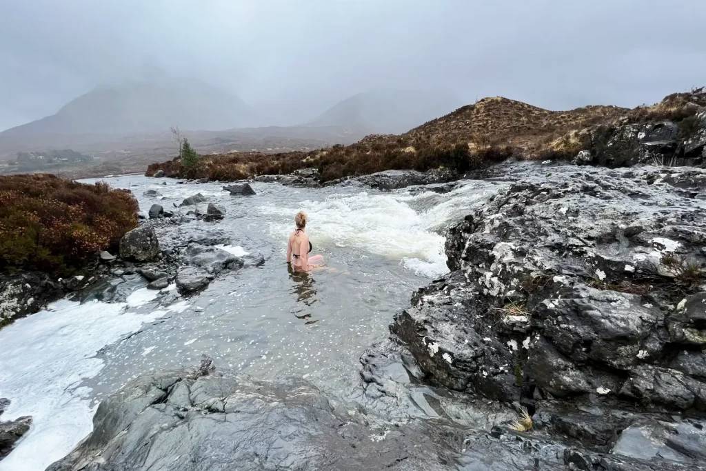 Read more about the article 11 Best Places to go Wild Swimming on the Isle of Skye