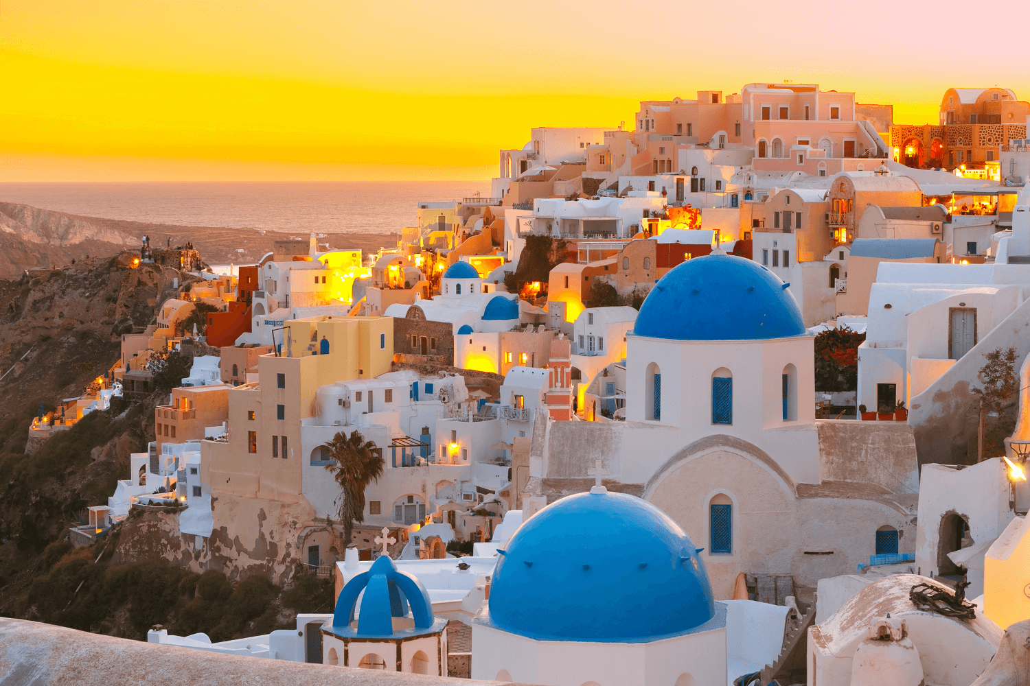 Read more about the article The Ultimate Santorini 5 Day Itinerary – Your Guide to an Incredible 5 Days in Santorini