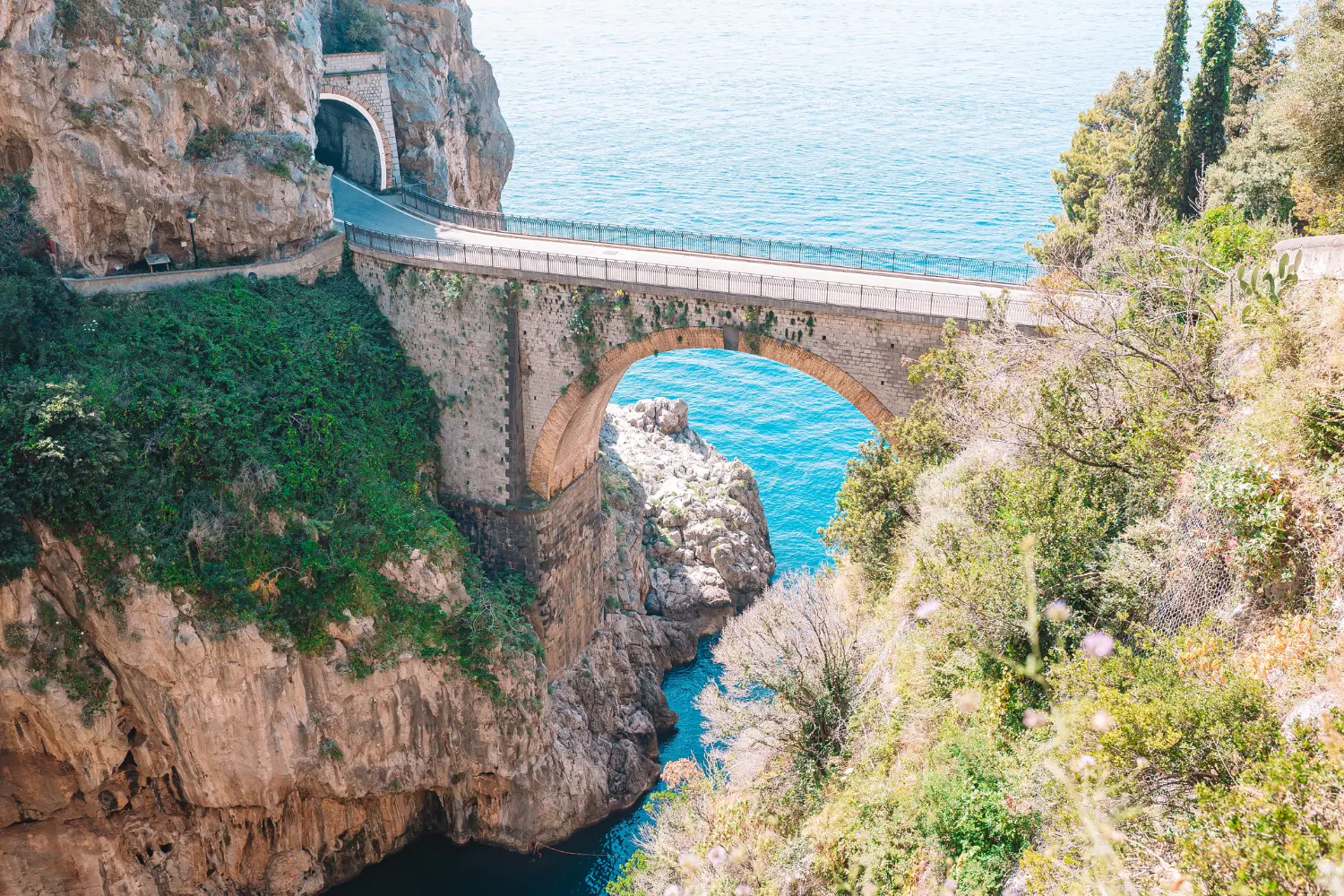 Read more about the article A Complete Guide to Visiting Fiordo Di Furore – A Must Visit Sight on the Amalfi Coast