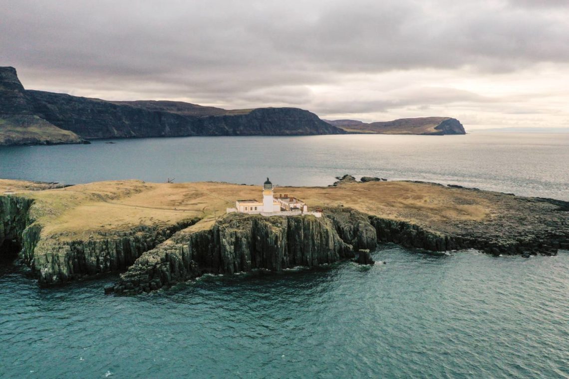 Read more about the article The Best Lighthouses to Visit in Scotland