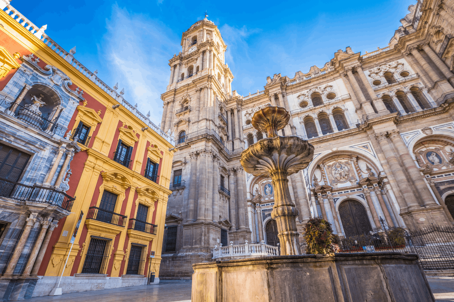 Read more about the article The Best 10 Things to do in Malaga – Don’t Miss These Activities in Malaga
