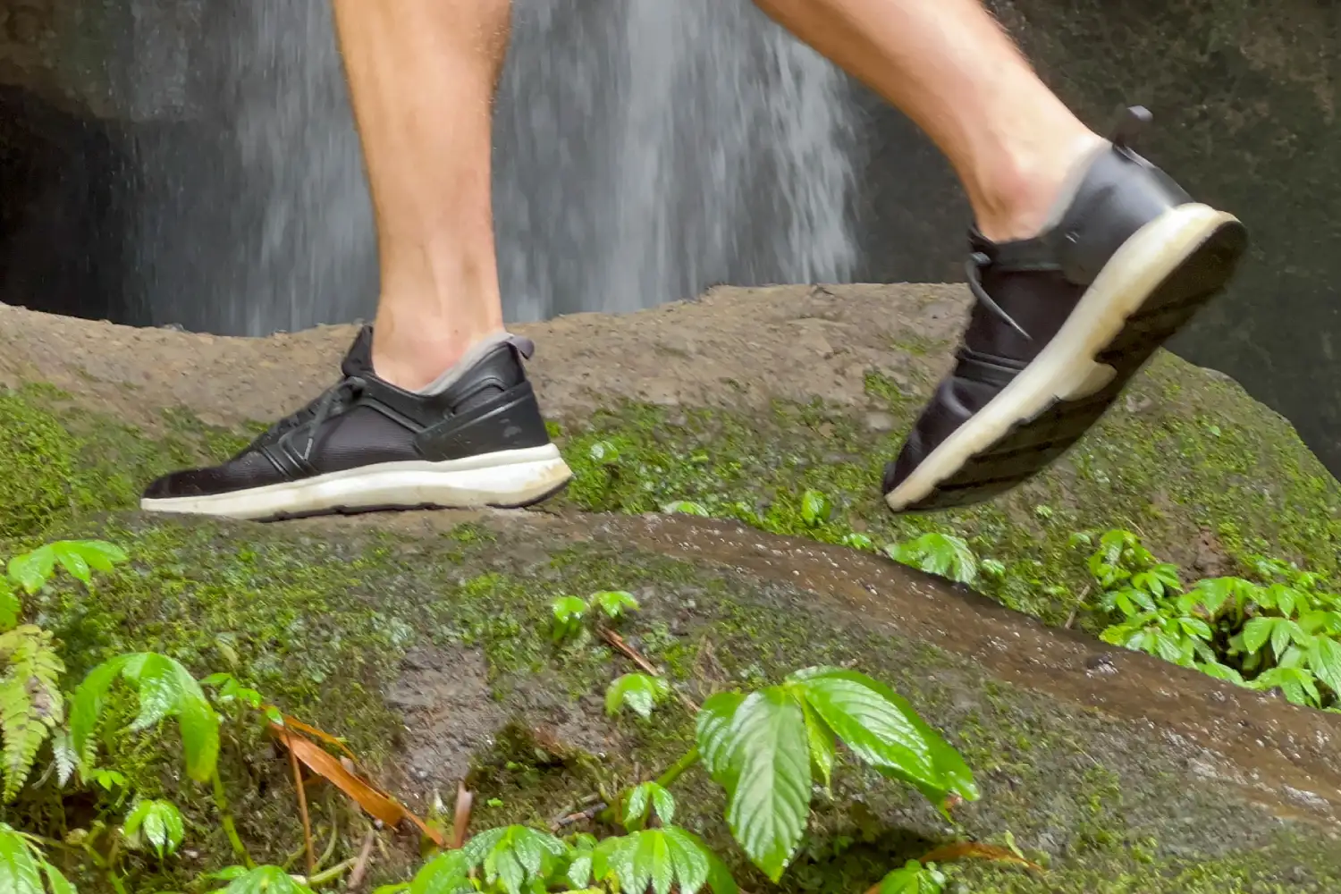 Read more about the article Monsoon from Tropicfeel – The Ultimate Travel Shoe?! A Complete Review
