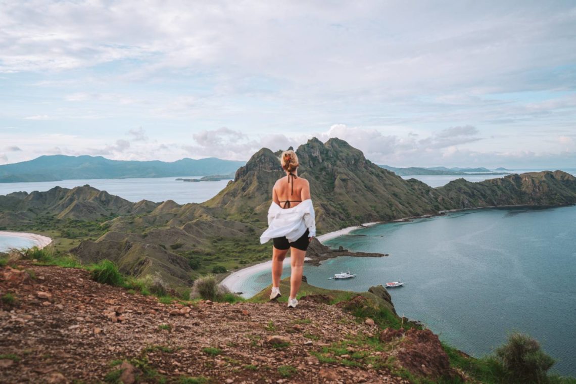 Read more about the article A Complete Guide to Visiting Padar Island in the Komodo Islands – Is This One of the Most Beautiful Spots in Indonesia?!