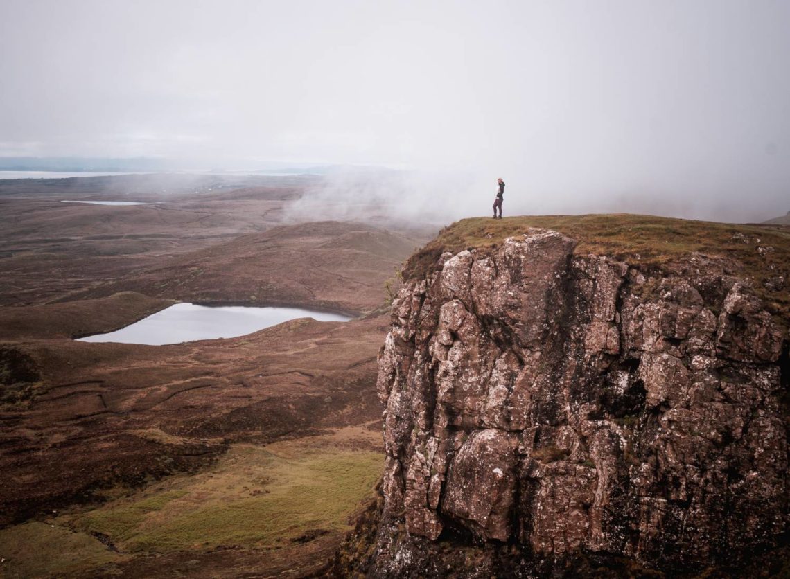 Read more about the article A Complete Guide to the Quiraing Walk on the Isle of Skye – Hiking Isle of Skye