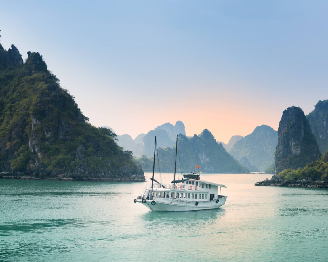 Read more about the article How to Find the Best Last-Minute Cruise Deals for a Spontaneous Holiday